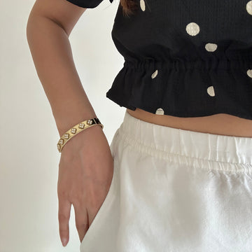 Golden shine petal openable kada