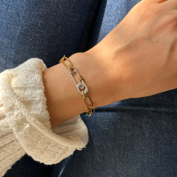 Safety pin bracelet