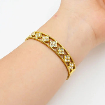 Stone studded clover kada