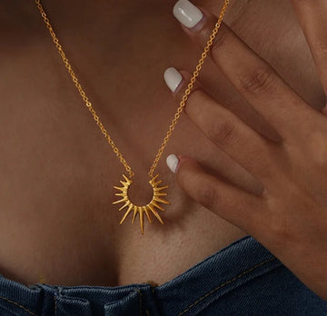 Sunshine pendant necklace